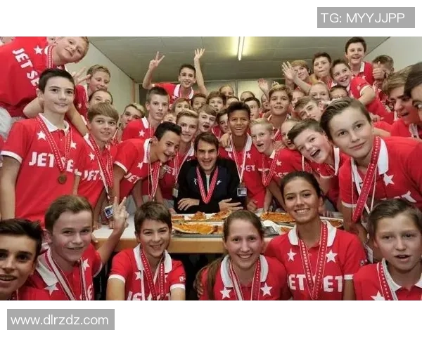 南京网球队状态引发热议球迷对表现与战术产生分歧